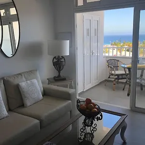 https://sunrise-puerto-del-carmen-lanzarote.in-canary-islands.com