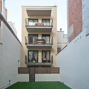 apt-your-home-camp-nou-1.top-hotels-tarragona.com/