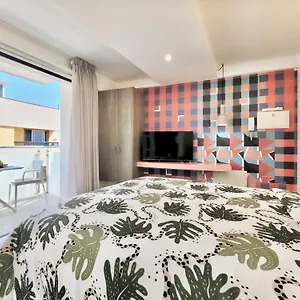 north-coast-apartments.tenerifehoteles.net/