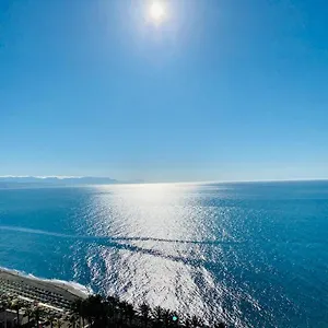¡magníficas Vistas Al Mar! Piscina Y Wifi Gratis Apartamento Torremolinos