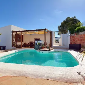Bajo El Volcán Rural Canaria Сasa de vacaciones Montana Blanca